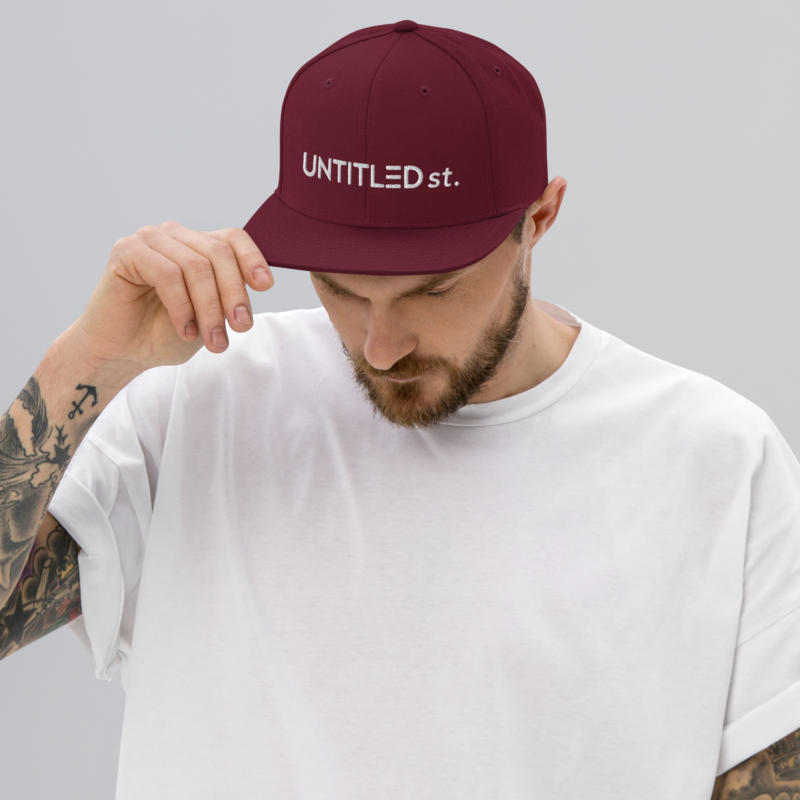 classic-snapback-maroon-front-6456efbf32c4a